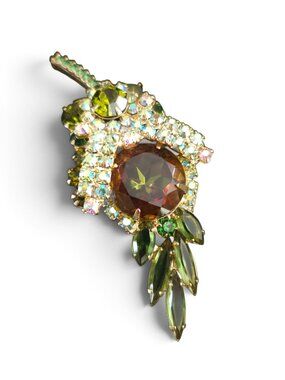 Vintage D &E Juliana Heliotrope Rhinestone Leaf Brooch